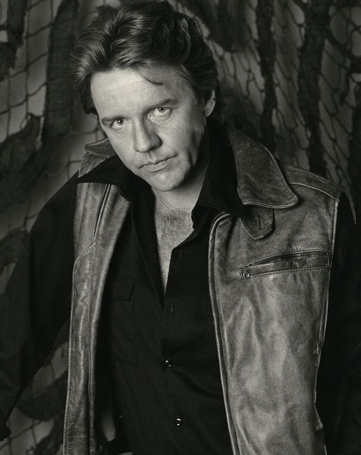 Robert Ginty
