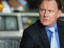 Robert Glenister