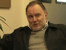 Robert Glenister