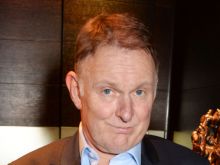 Robert Glenister