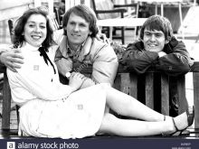 Robert Glenister