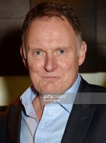 Robert Glenister