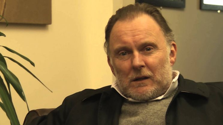 Robert Glenister