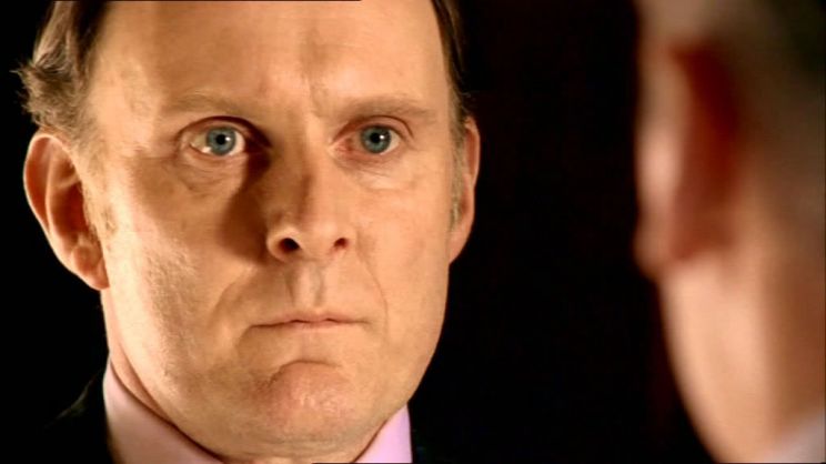 Robert Glenister