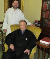 Robert Hardy