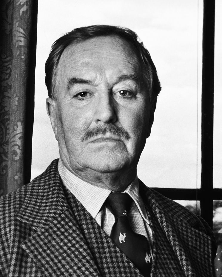 Robert Hardy