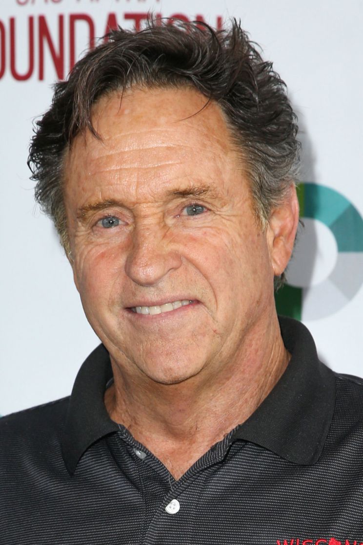 Robert Hayes