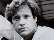 Robert Hays