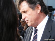 Robert Hays photo