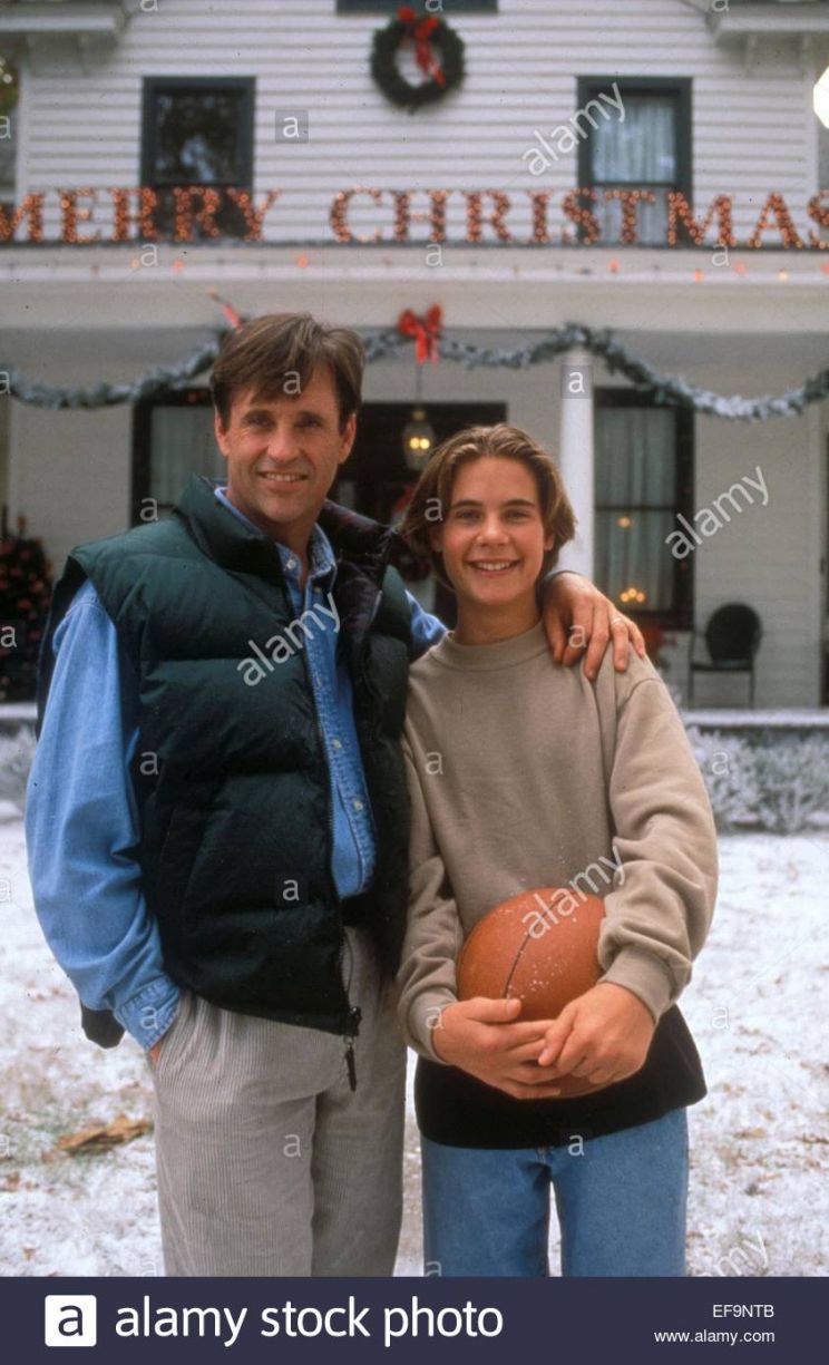 Robert Hays