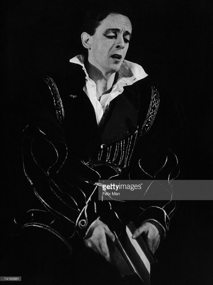 Robert Helpmann