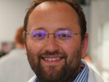 Robert Hobbs