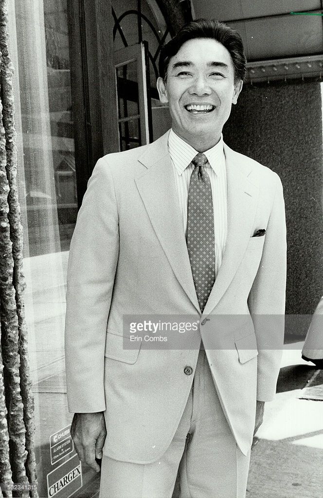 Pictures of Robert Ito