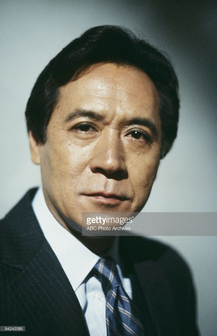 Robert Ito