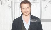 Robert Kazinsky