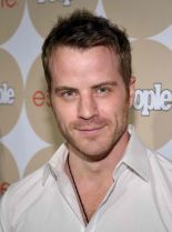 Robert Kazinsky