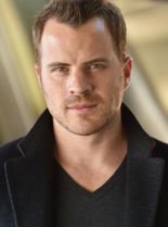 Robert Kazinsky