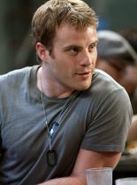 Robert Kazinsky photo