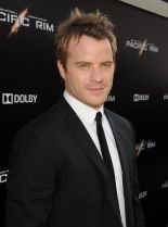 Robert Kazinsky
