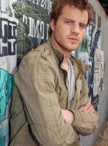 Robert Kazinsky
