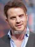 Robert Kazinsky