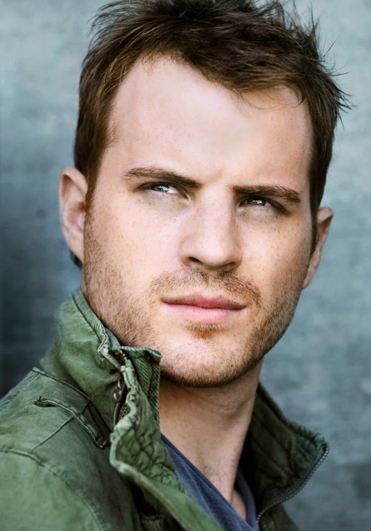 Robert Kazinsky