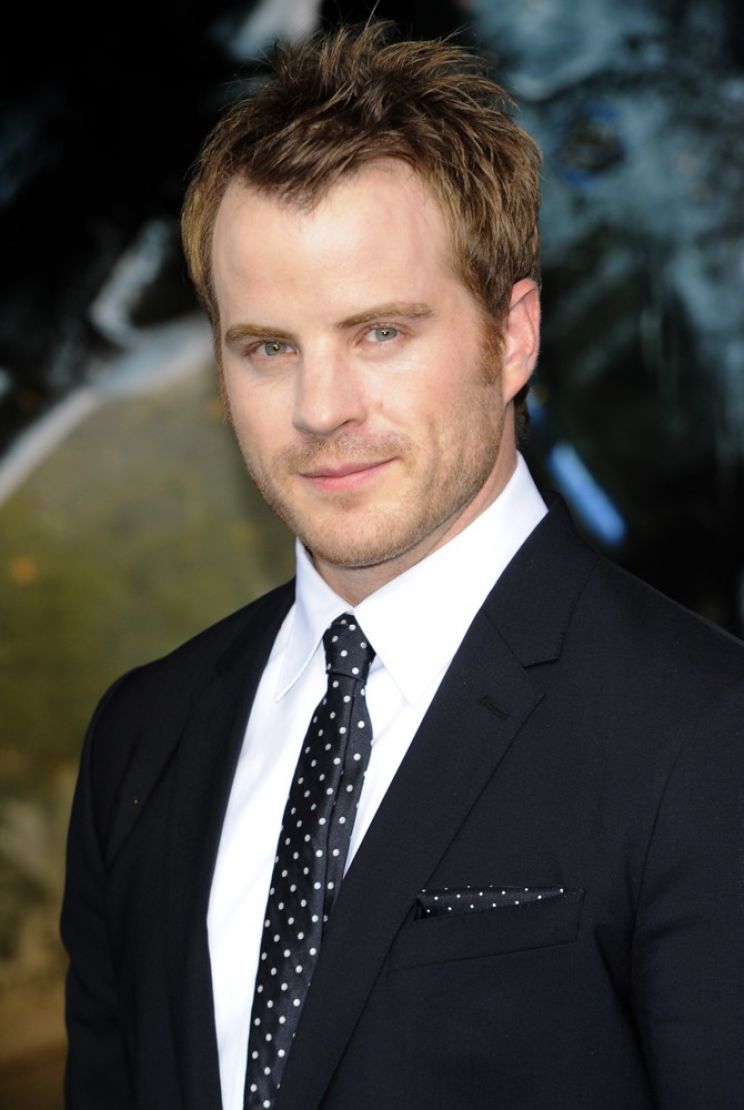 Robert Kazinsky