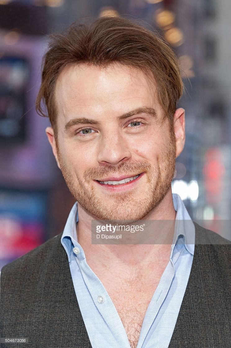 Robert Kazinsky