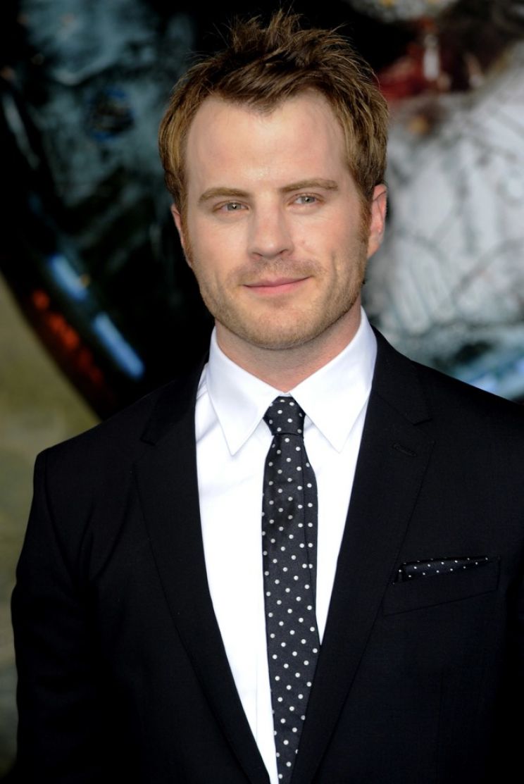 Robert Kazinsky
