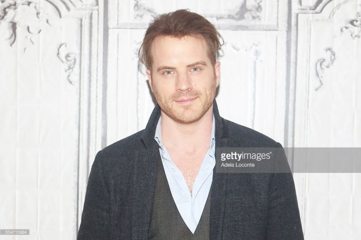 Robert Kazinsky