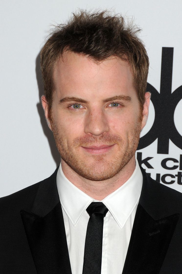 Robert Kazinsky