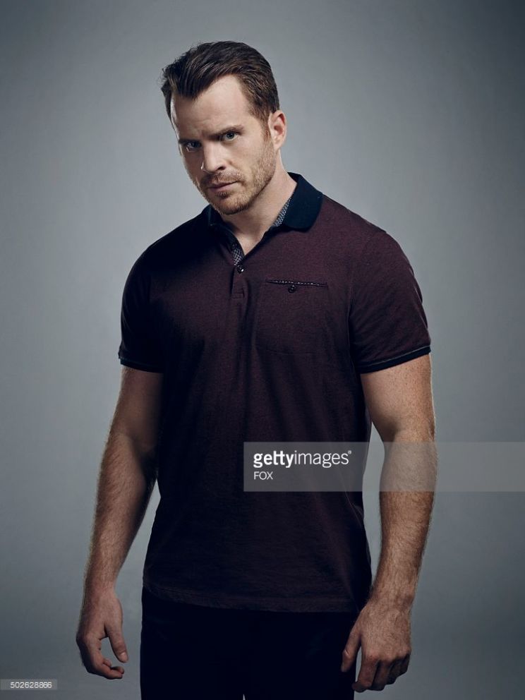 Robert Kazinsky