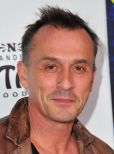 Robert Knepper