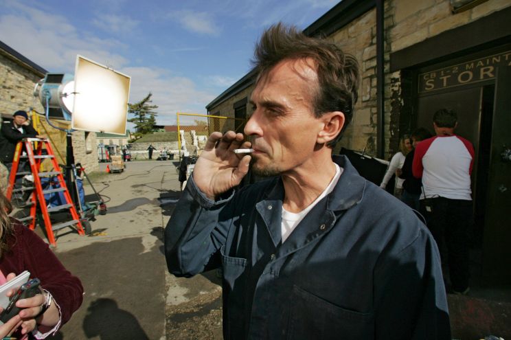 Robert Knepper