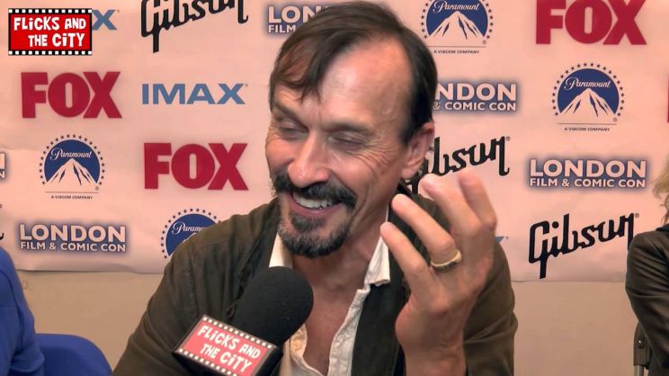 Robert Knepper