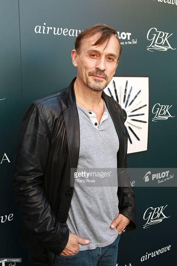 Robert Knepper