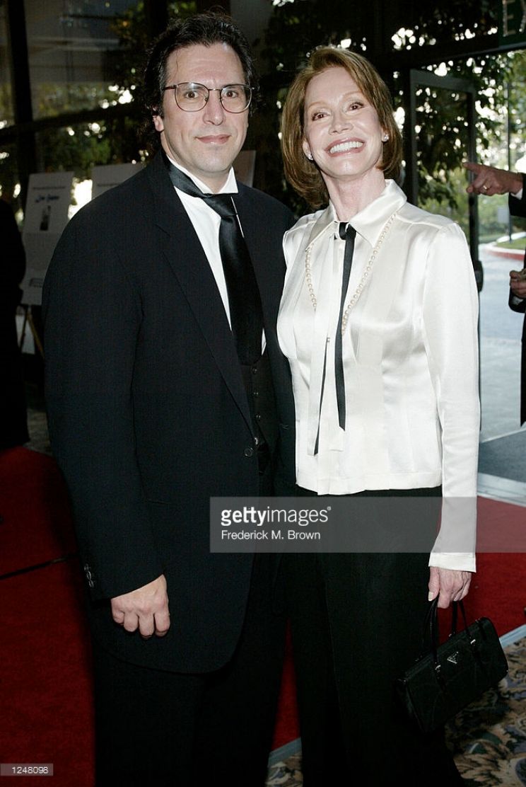 Robert Levine