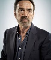 Robert Lindsay