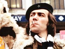 Robert Lindsay