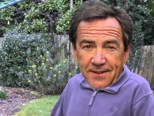 Robert Lindsay