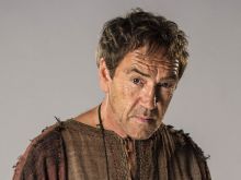Robert Lindsay