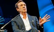 Robert Lindsay