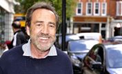 Robert Lindsay