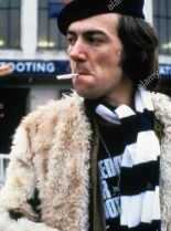 Robert Lindsay