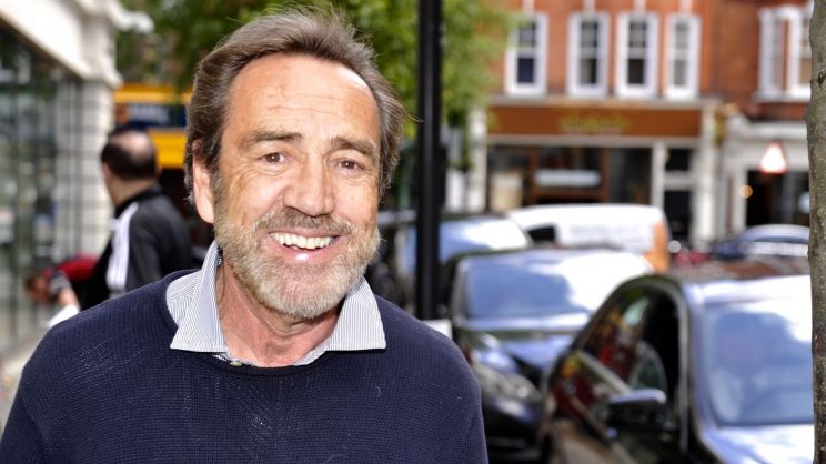 Robert Lindsay