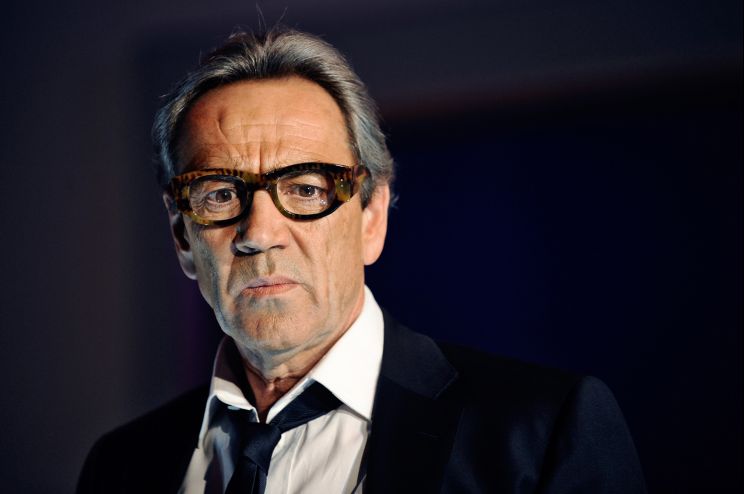 Robert Lindsay