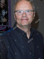 Robert Llewellyn