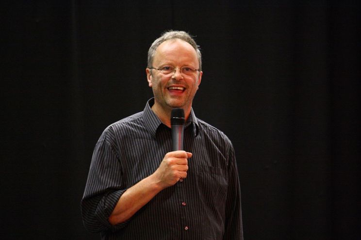 Robert Llewellyn