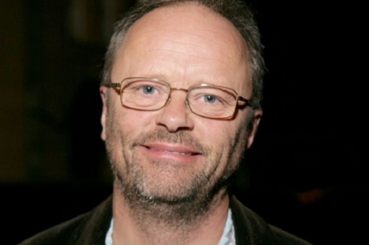 Robert Llewellyn