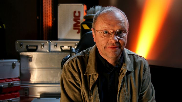 Robert Llewellyn